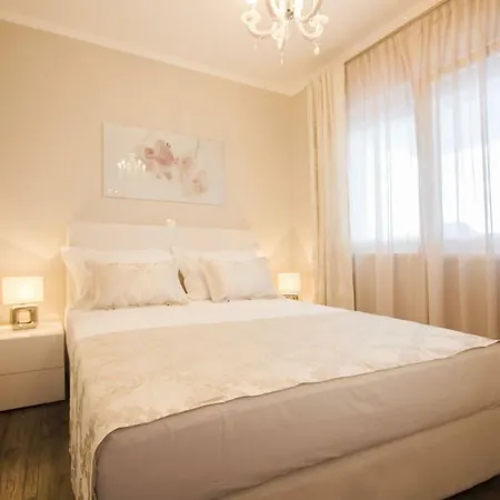 Apartment Paradise Lux